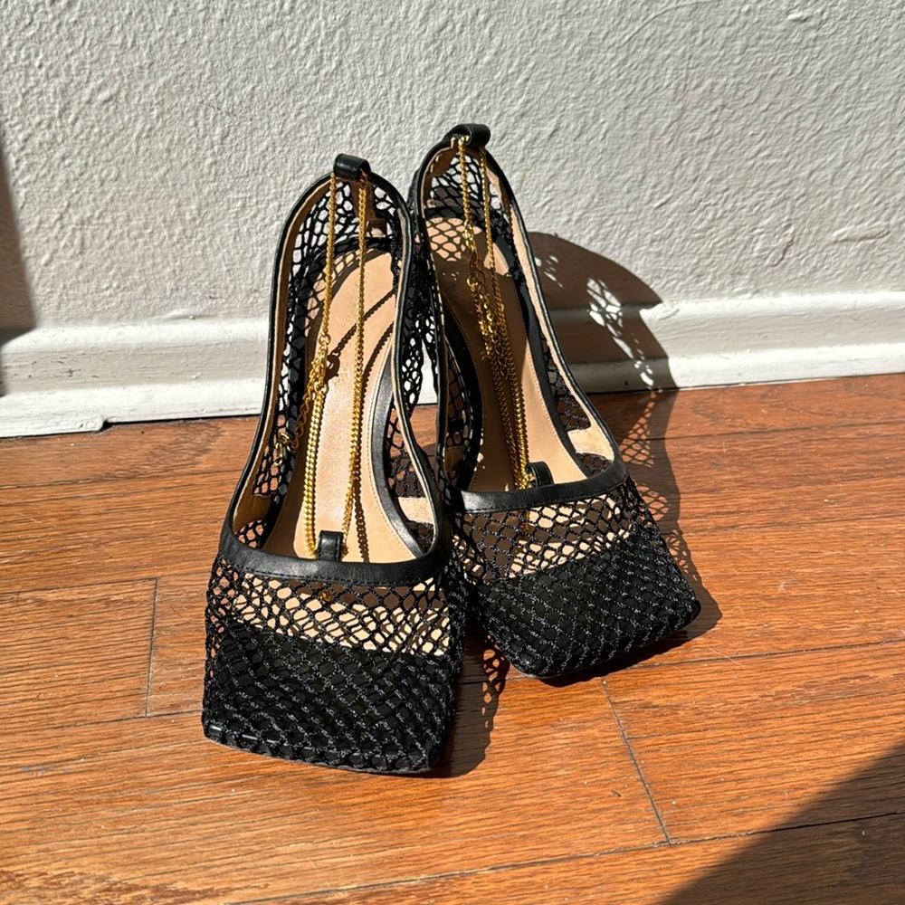 Bottega Venetta stretch mesh heels 38 black